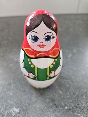 5 Piece Hand-Painted Russian Matryoshka Nesting Doll - Red, Green, White